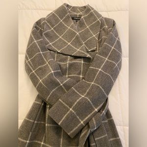 Kenneth Cole ladies coat size medium
